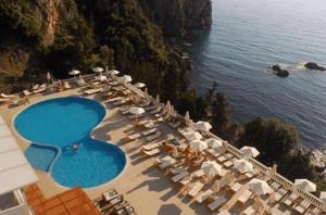 Aquis Agios Gordios Beach Hotel